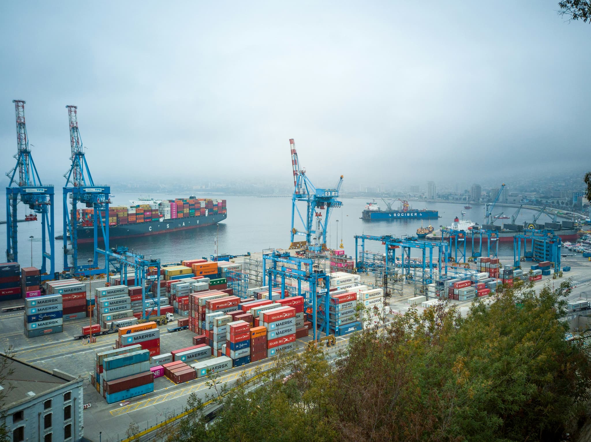 logistics supply chain container port and supply chain logistics