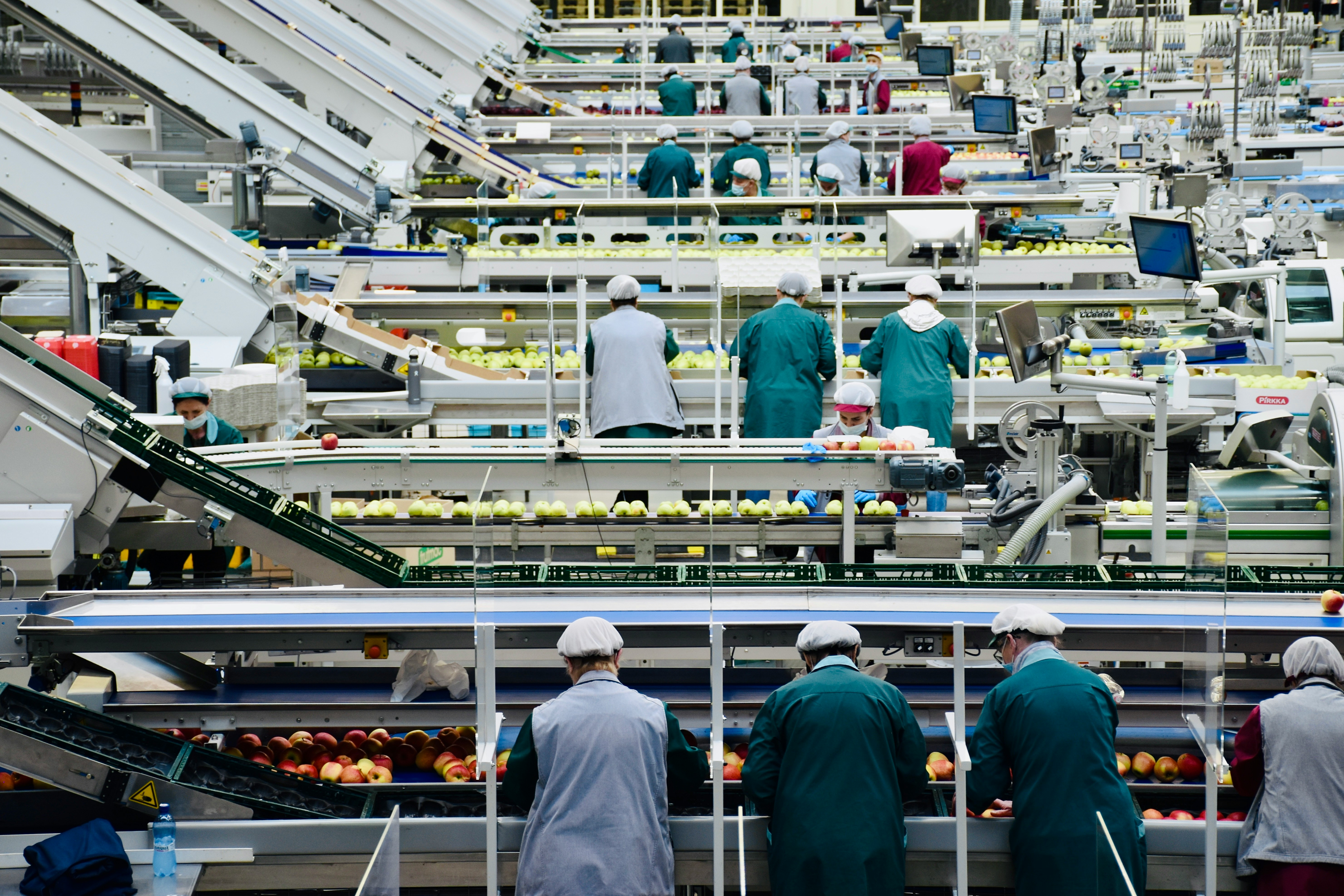 Manufacturing production line and industrial process workflow