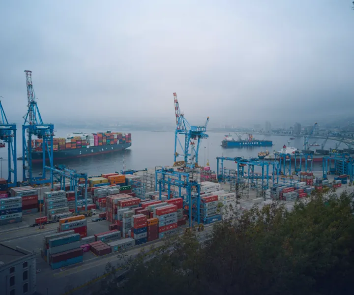Shipping port with containers